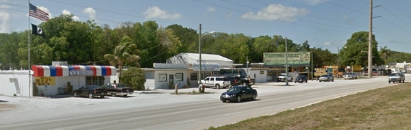 Charlotte’s Web Beauty Salon 103200 Overseas Hwy Ste 5 Key Largo Florida 