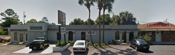 Sandi’s Mane Attraction 7381 State Road 21 Keystone Heights Florida 